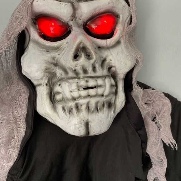 Halloween glowing reaper boys costume light up mask size XL - Picture 4 of 4